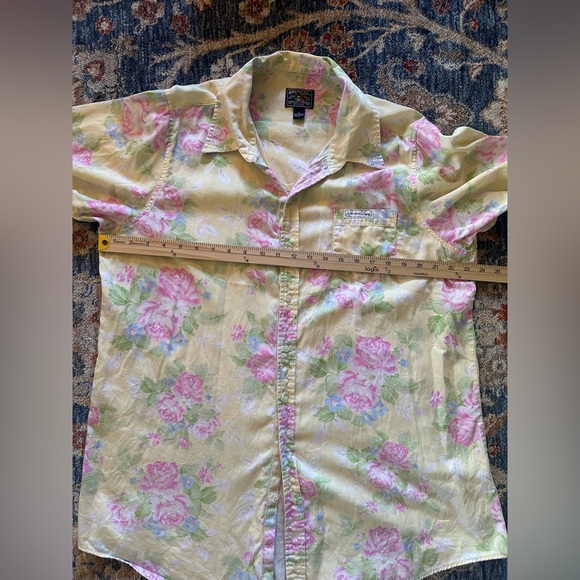 American Living women’s floral long sleeve button down size large - Picture 7 of 9